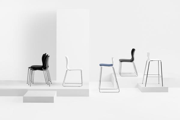 Casper Side Chair With Upholstered Seat Pan and Skid Base