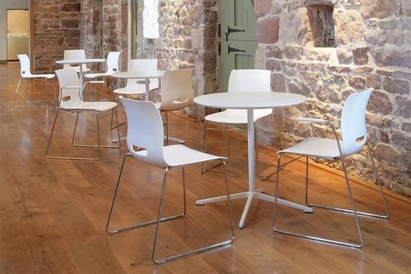 Casper Side Chair With Upholstered Seat Pan and Skid Base