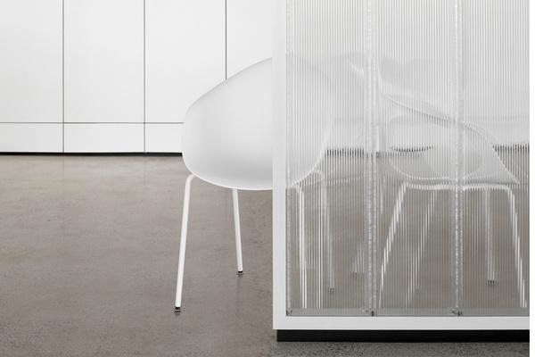 Kin Tub Chair With 4 Leg Frame
