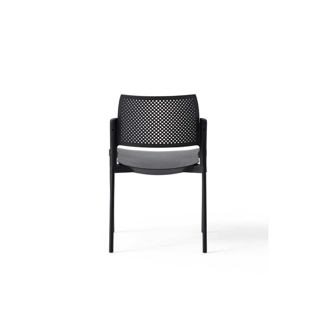 Kyos Plastic Chair