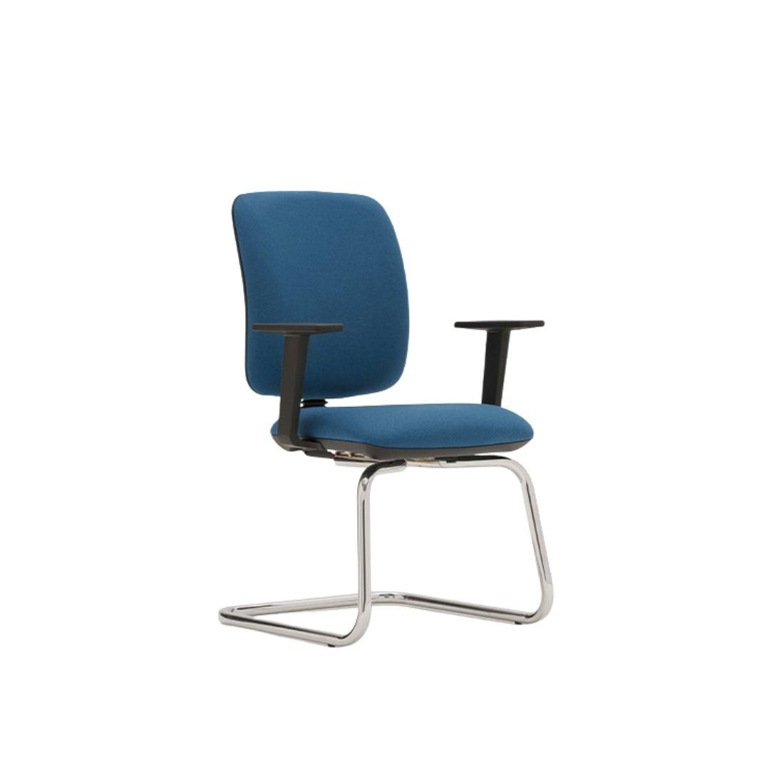 PT30VA Pluto Visitor Chair, Fixed arms, Medium back