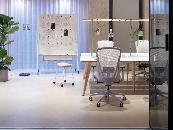 Ousby Task Chair
