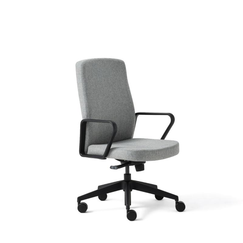 Ascent Executive Chair