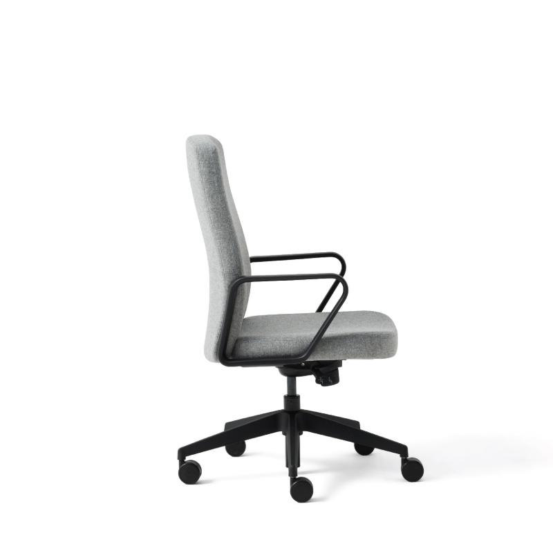 Ascent Executive Chair